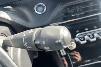 Photo 14 Peugeot 2008  PureTech 130 S&S EAT8