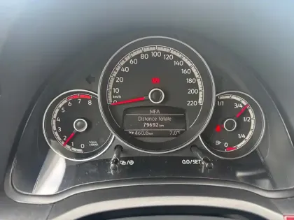 Photo 16 Volkswagen Up  1.0 115 BlueMotion Technology BVM6