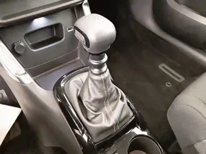 Photo 13 Citroën C3 Aircross  PureTech 110 S&S BVM6