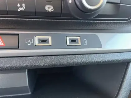 Photo 18 Peugeot Expert  FGN M DIESEL 145 CH AUTOMATIQUE