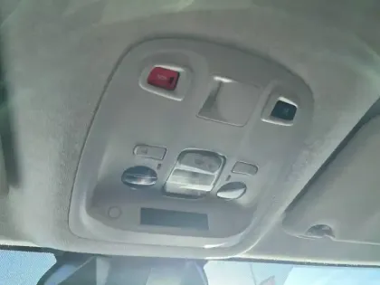 Photo 17 Peugeot Expert  FGN M DIESEL 145 CH AUTOMATIQUE