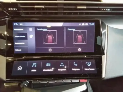 Photo 13 Peugeot 408  Electrique 58 kWh 210ch