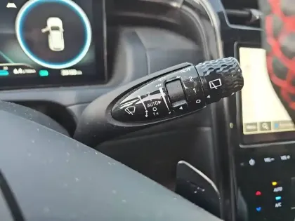 Photo 65 Hyundai Tucson  1.6 T-GDI 230 Hybrid BVA6