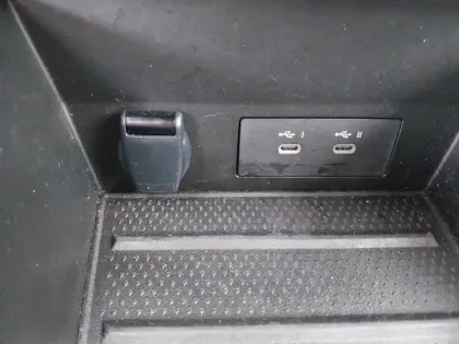 Photo 13 Renault Symbioz  E-Tech full hybrid 145