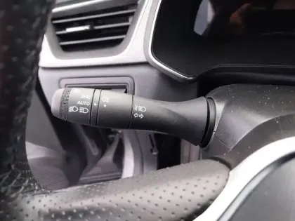 Photo 10 Renault Symbioz  E-Tech full hybrid 145