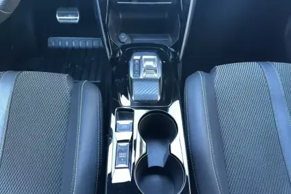 Photo 20 Peugeot 2008  PureTech 130 S&S EAT8