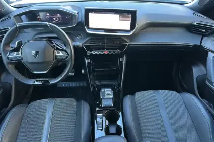 Photo 11 Peugeot 2008  PureTech 130 S&S EAT8