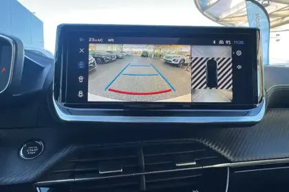 Photo 25 Peugeot 2008  PureTech 130 S&S EAT8