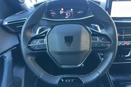 Photo 13 Peugeot 2008  PureTech 130 S&S EAT8