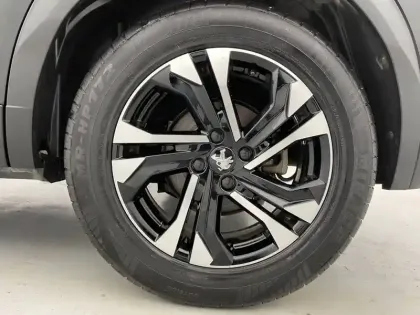 Photo 15 Peugeot 2008  Electrique 136 ch