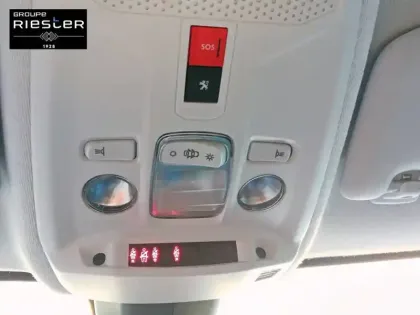 Photo 24 Peugeot 208  Electrique 50 kWh 136ch