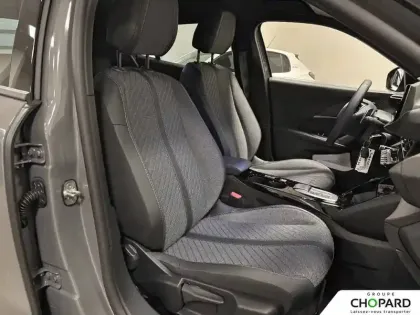 Photo 12 Peugeot 2008  Hybrid 145 e-DCS6