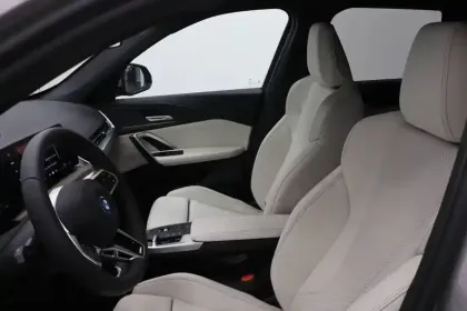 Photo 7 BMW X1 i eDrive20 204ch BVA