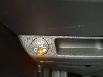 Photo 46 Renault Clio  Eco-G 100 ch GSR2