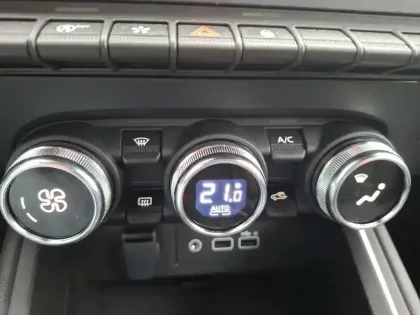 Photo 33 Renault Clio  Eco-G 100 ch GSR2