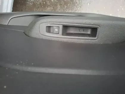 Photo 27 Renault Clio  Eco-G 100 ch GSR2