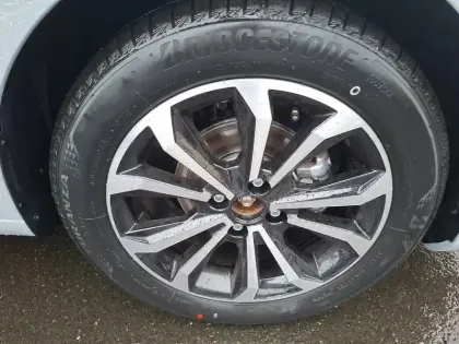 Photo 12 Renault Clio  Eco-G 100 ch GSR2