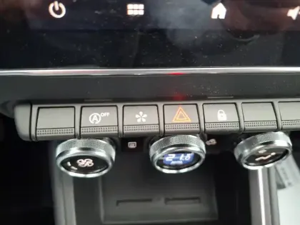 Photo 34 Renault Clio  Eco-G 100 ch GSR2