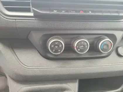 Photo 12 Renault Trafic  L2 dCi 150 Energy S&S