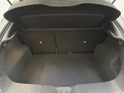 Photo 46 Nissan Juke  HYBRID 143