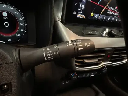 Photo 85 Nissan Juke  HYBRID 143