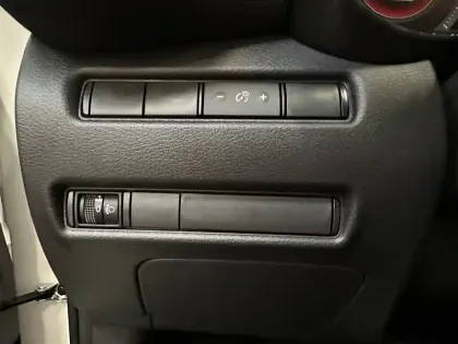 Photo 53 Nissan Juke  HYBRID 143