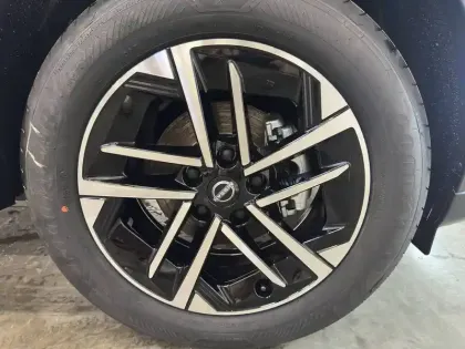 Photo 29 Nissan Juke  HYBRID 143