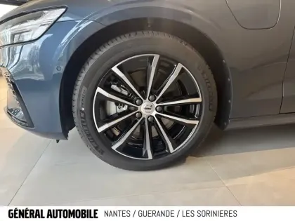 Photo 13 Volvo V60  T6 AWD Hybride Rechargeable 253 ch + 145 ch Geartronic 8