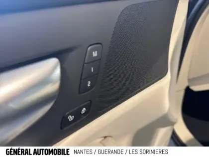 Photo 11 Volvo V60  T6 AWD Hybride Rechargeable 253 ch + 145 ch Geartronic 8