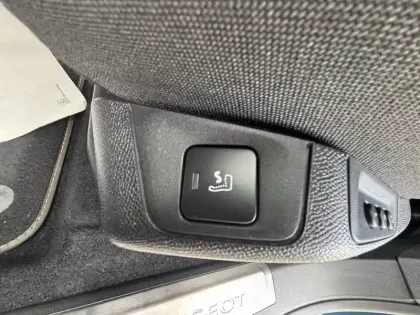 Photo 21 Peugeot 3008  Puretech 130ch S&S EAT8