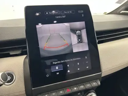 Photo 19 Renault Clio  E-Tech 140