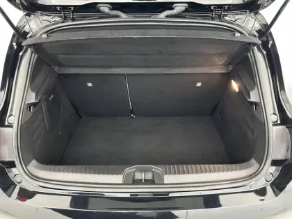 Photo 17 Renault Clio  E-Tech 140