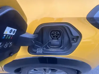 Photo 30 Peugeot 208  Electrique 50 kWh 136ch