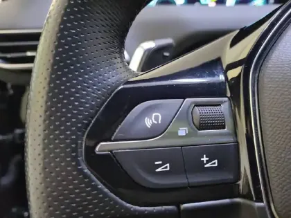 Photo 28 Peugeot 3008  Hybrid4 300 e-EAT8