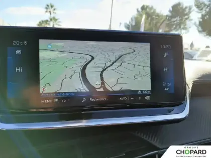 Photo 15 Peugeot 2008  PureTech 130 S&S EAT8