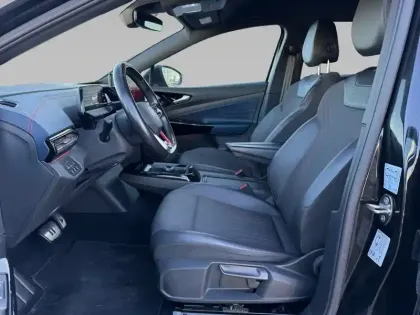 Photo 9 Volkswagen Id.5  299 ch GTX