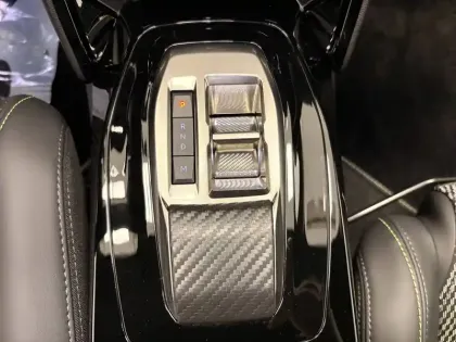 Photo 20 Peugeot 2008  PureTech 130 S&S EAT8