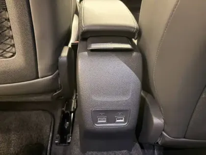 Photo 13 Peugeot 2008  PureTech 130 S&S EAT8