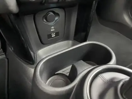 Photo 27 Mini Mini Hatch 3 Portes Cooper SE 184 ch