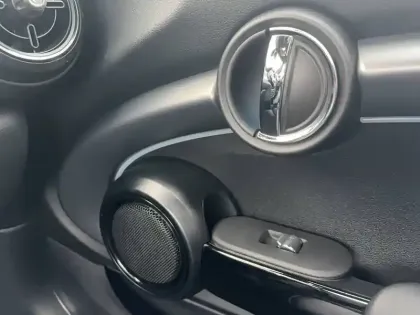 Photo 36 Mini Mini Hatch 3 Portes Cooper SE 184 ch