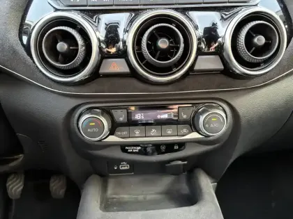 Photo 27 Nissan Juke  DIG-T 117