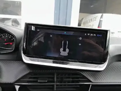 Photo 11 Peugeot 208  PureTech 100 S&S BVM6