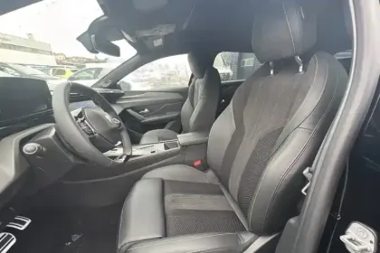 Photo 32 Peugeot 308  Plug-in Hybrid 195 ch e-DCS7