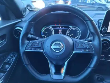 Photo 11 Nissan Juke  HYBRID 143