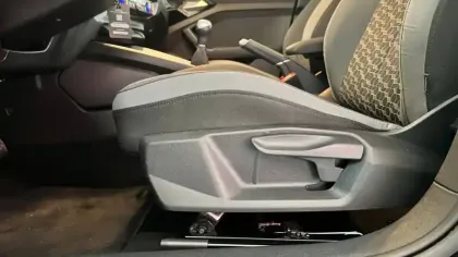 Photo 11 Audi A1  Sportback 30 TFSI 110 ch BVM6