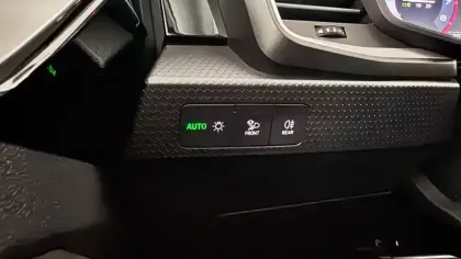 Photo 16 Audi A1  Sportback 30 TFSI 110 ch BVM6