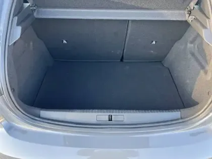 Photo 21 Peugeot 208  PureTech 100 S&S BVM6