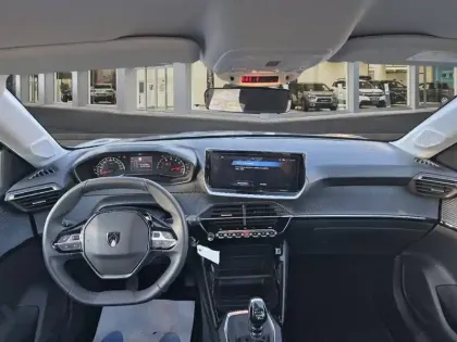 Photo 23 Peugeot 208  PureTech 100 S&S BVM6