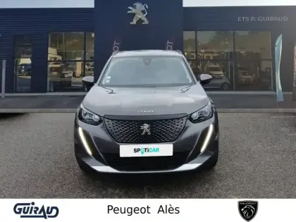 Photo 1 Peugeot 2008  PureTech 130 S&S BVM6