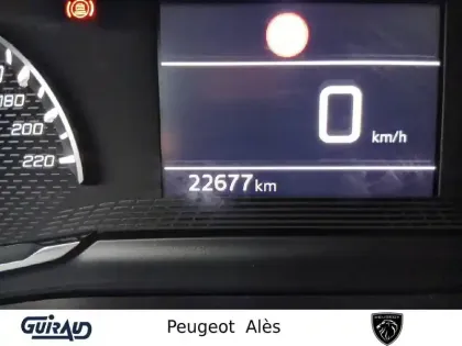 Photo 19 Peugeot 2008  PureTech 130 S&S BVM6